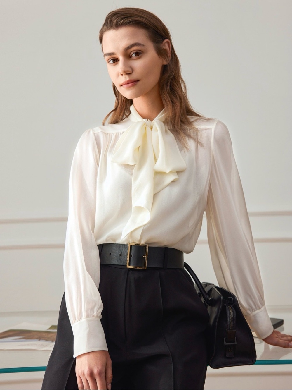 Kate Spade Bow Blouse  Ivory- cream Tie-Neck - Picture 2 of 6